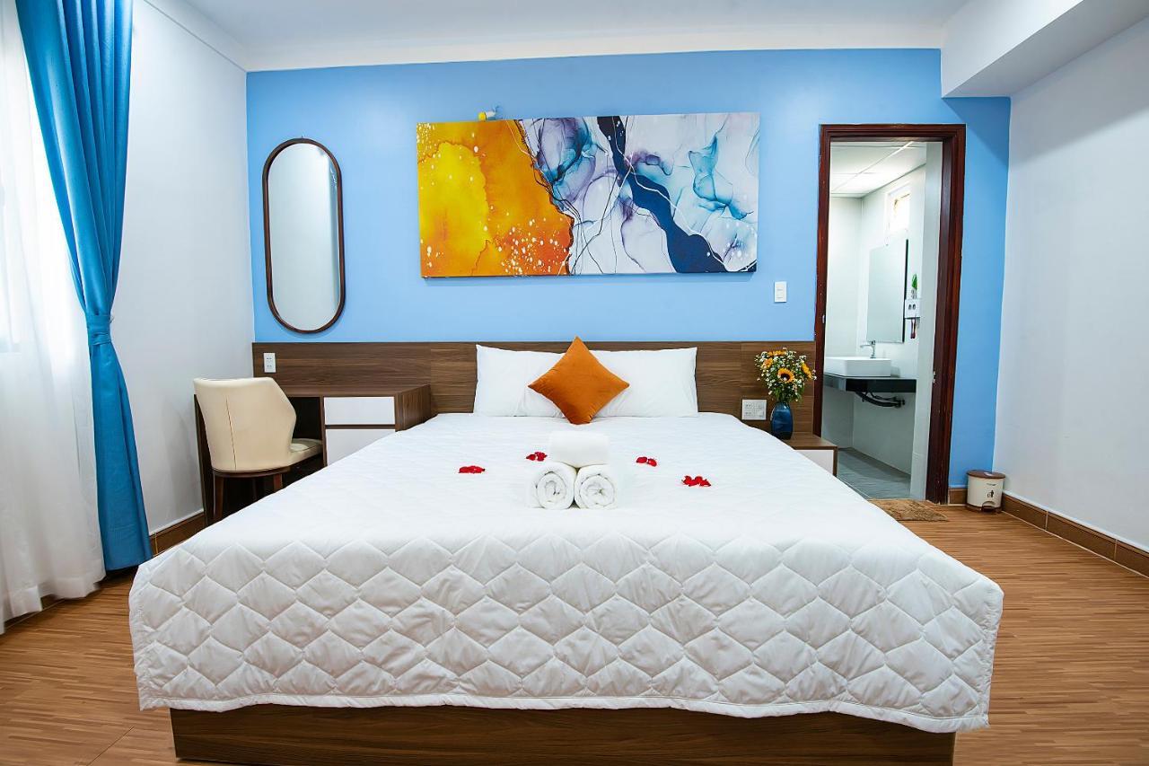 Valentino Homestay Hue Exterior photo