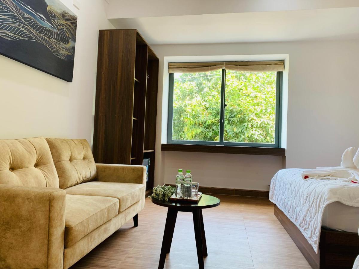 Valentino Homestay Hue Exterior photo